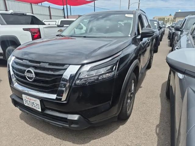 2025 Nissan Pathfinder SV FWD