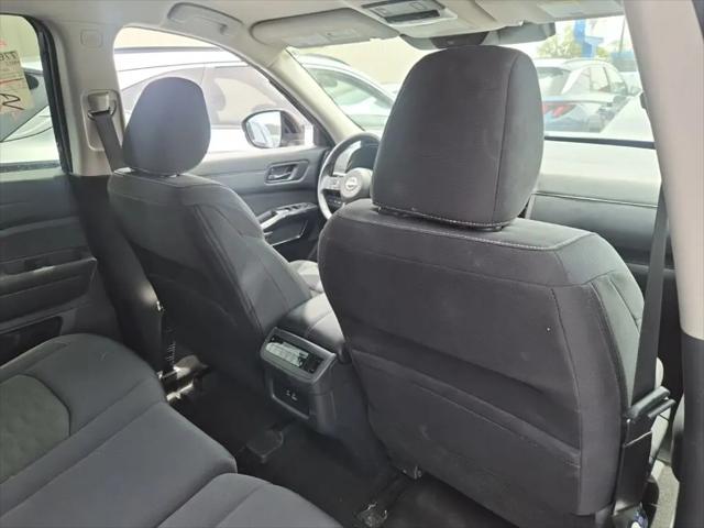2025 Nissan Pathfinder SV FWD