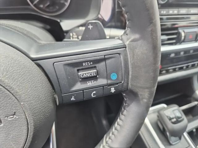 2025 Nissan Pathfinder SV FWD