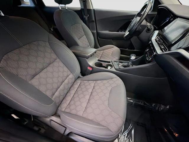2022 Kia Niro LXS