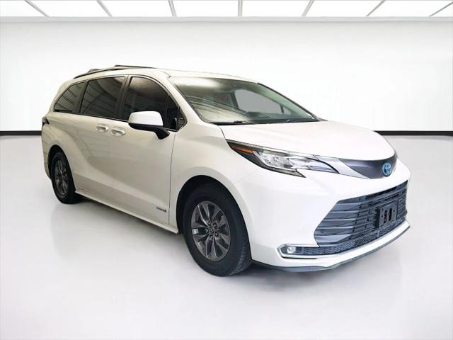 2021 Toyota Sienna XLE