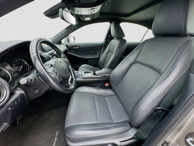 2023 Lexus IS 300 300