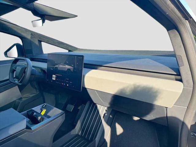 2025 Tesla Cybertruck All-Wheel Drive