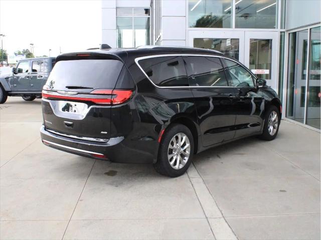 2021 Chrysler Pacifica Touring L AWD