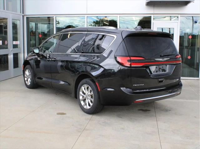2021 Chrysler Pacifica Touring L AWD