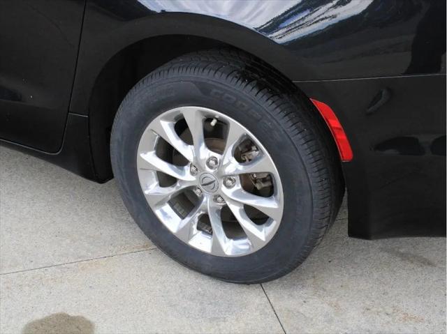 2021 Chrysler Pacifica Touring L AWD