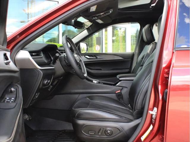 2023 Jeep Grand Cherokee L Altitude 4x4