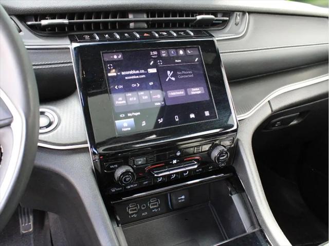 2023 Jeep Grand Cherokee L Altitude 4x4