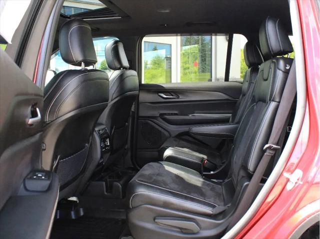 2023 Jeep Grand Cherokee L Altitude 4x4