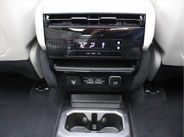 2026 Jeep Grand Wagoneer 4x4