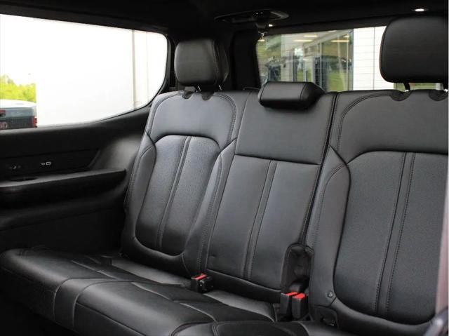 2026 Jeep Grand Wagoneer Limited Altitude 4x4