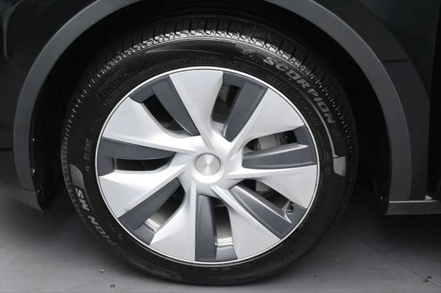 2024 Tesla Model Y Long Range Dual Motor All-Wheel Drive