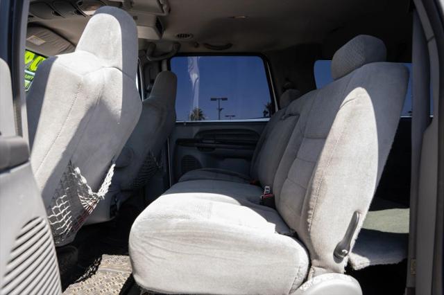 2004 Ford Excursion XLT