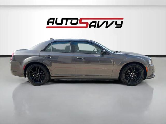 2021 Chrysler 300 Touring