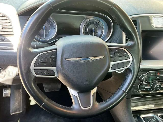2021 Chrysler 300 Touring