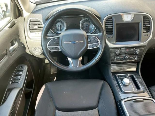 2021 Chrysler 300 Touring