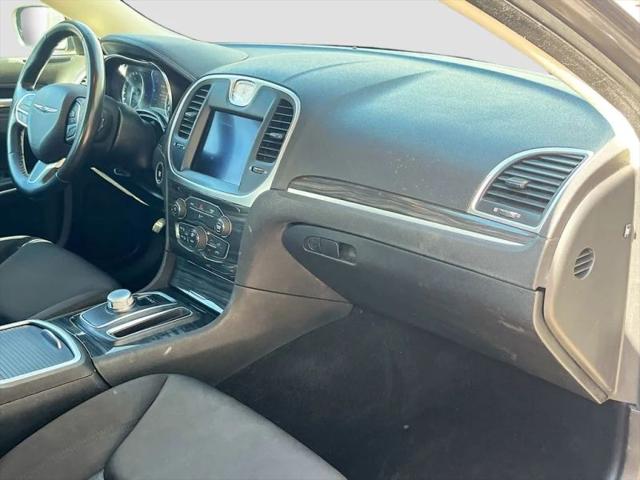 2021 Chrysler 300 Touring