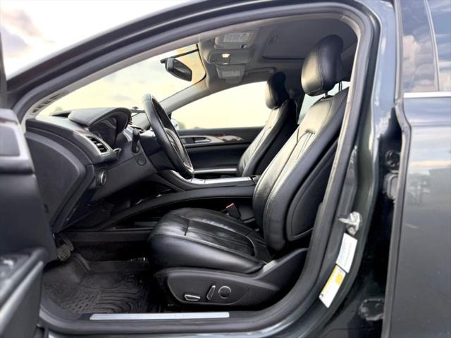 2016 Lincoln MKZ Hybrid Base