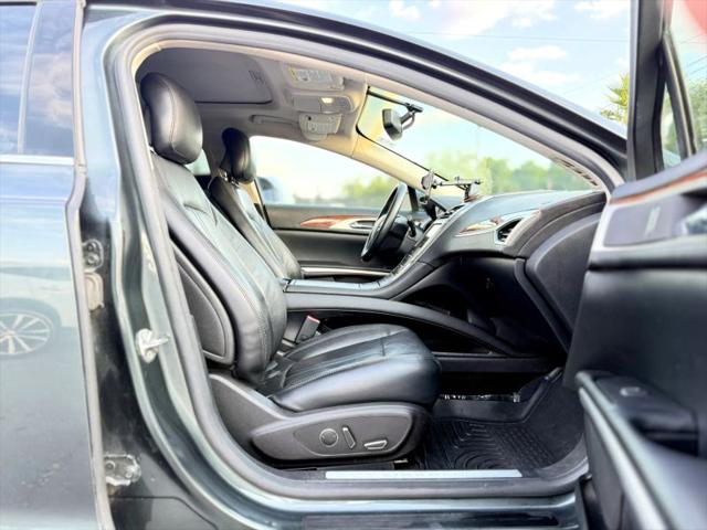 2016 Lincoln MKZ Hybrid Base