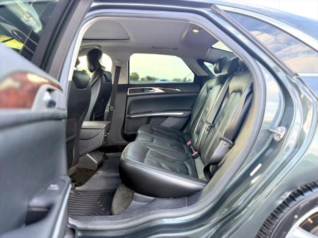 2016 Lincoln MKZ Hybrid Base
