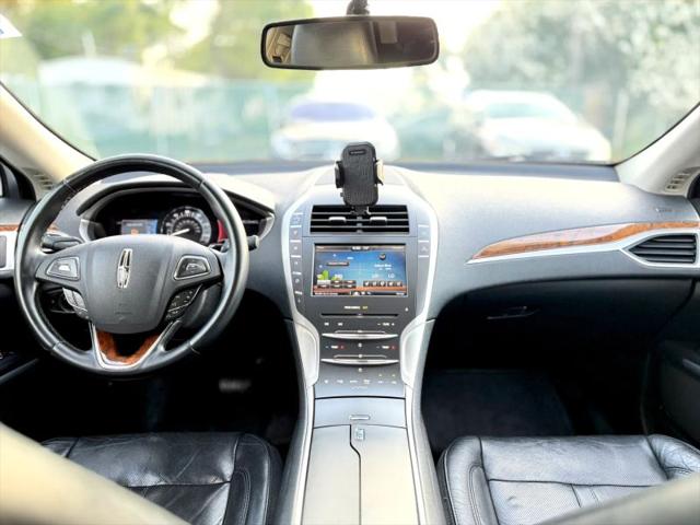 2016 Lincoln MKZ Hybrid Base