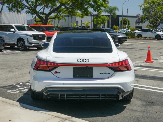2023 Audi e-tron GT Premium Plus quattro