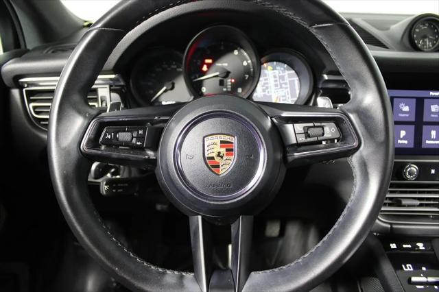 2022 Porsche Macan Macan