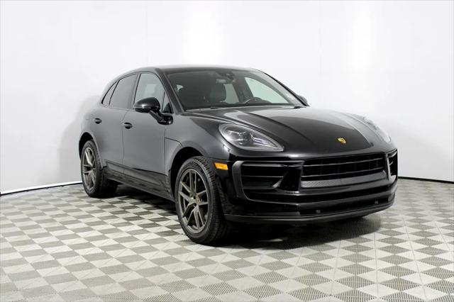 2022 Porsche Macan Macan