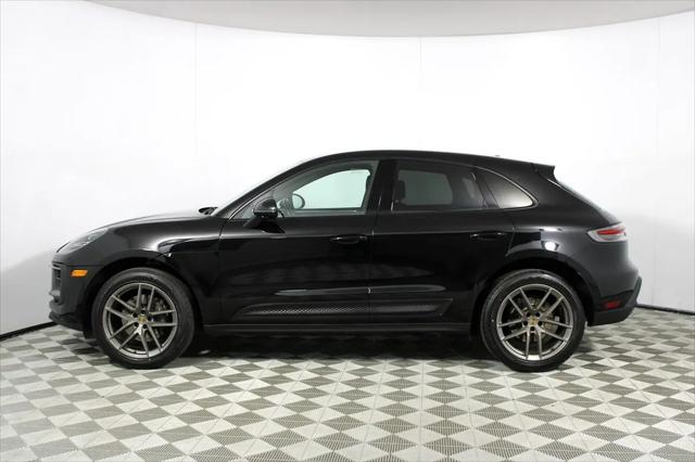 2022 Porsche Macan Macan