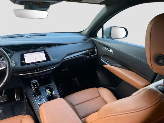 2023 Cadillac XT4 AWD Sport