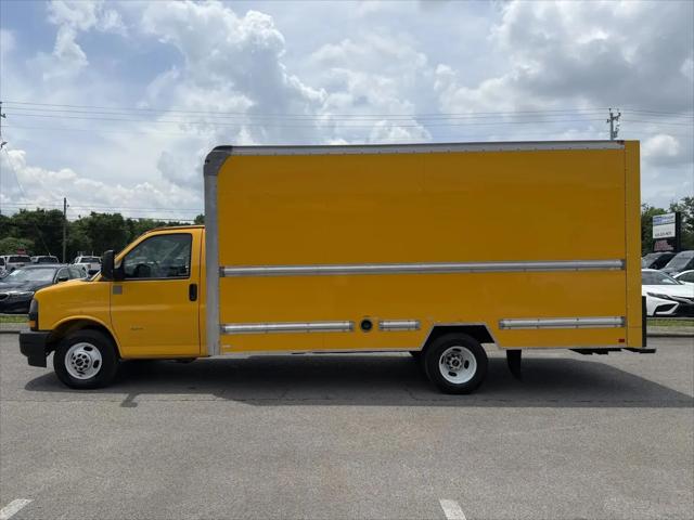 2021 GMC Savana Cutaway Work Van