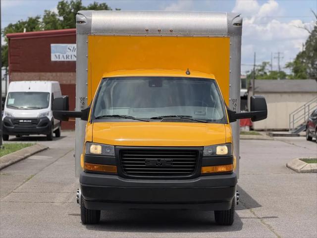 2021 GMC Savana Cutaway Work Van