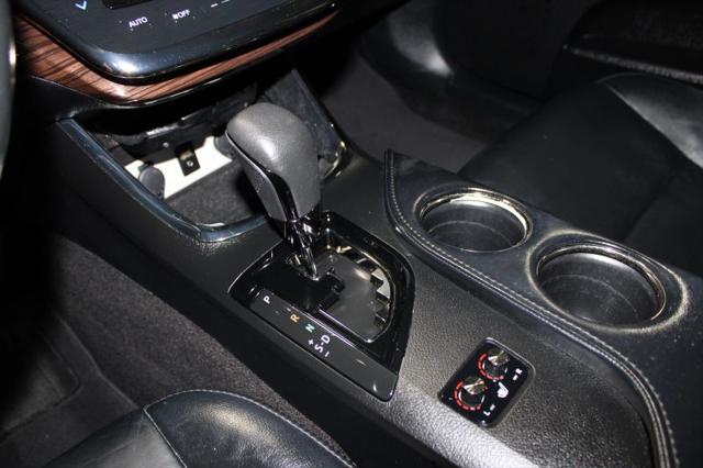 2013 Toyota Avalon XLE