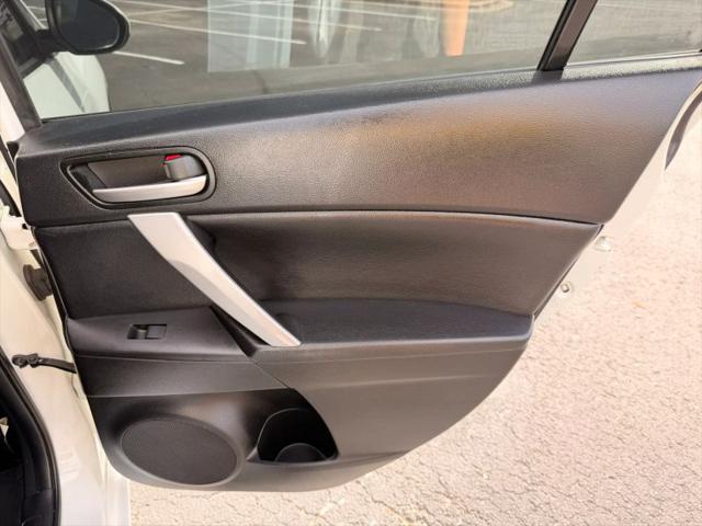 2013 Mazda Mazda3 i Grand Touring