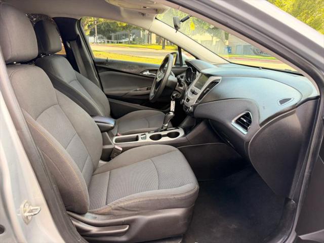 2018 Chevrolet Cruze LS Auto