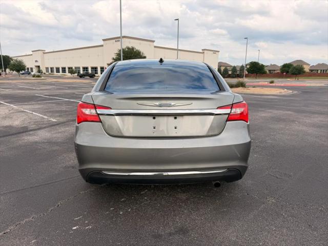 2012 Chrysler 200 LX