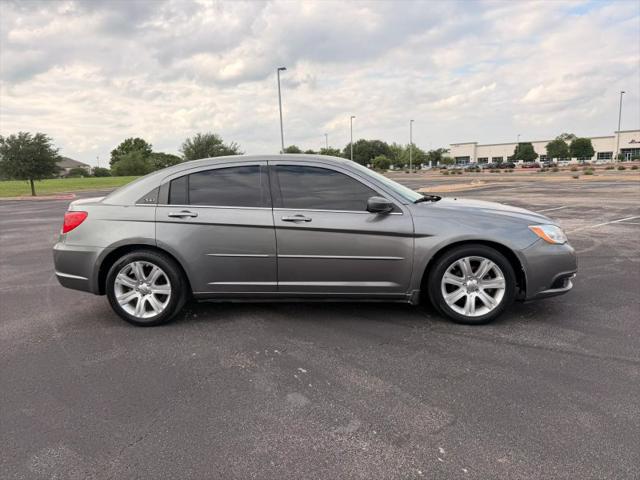 2012 Chrysler 200 LX