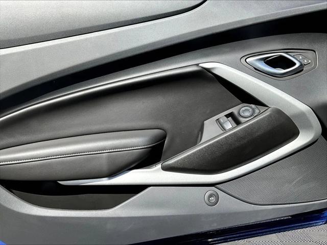 2022 Chevrolet Camaro RWD Coupe LT1