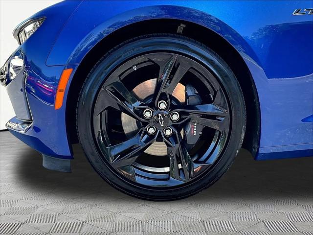 2022 Chevrolet Camaro RWD Coupe LT1