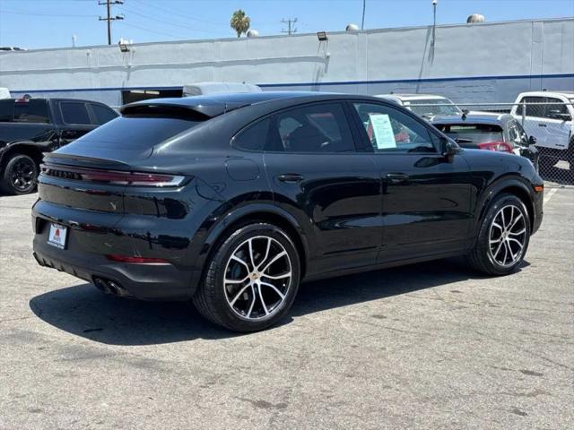 2024 Porsche Cayenne Base