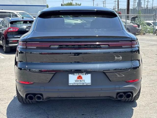 2024 Porsche Cayenne Base