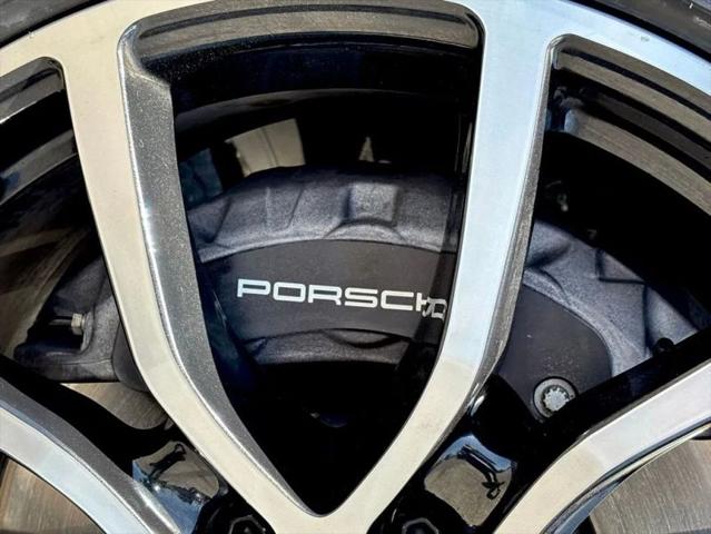 2024 Porsche Cayenne Base