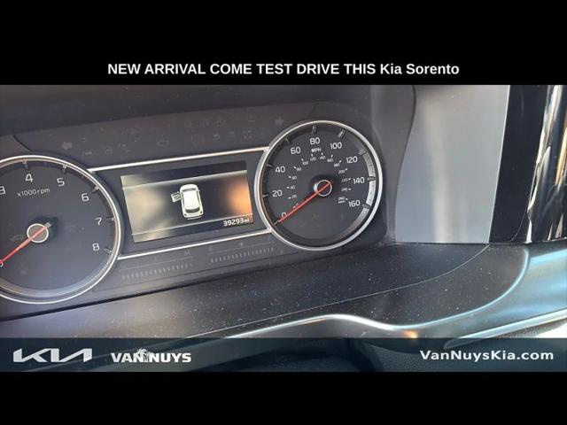 2023 Kia Sorento LX