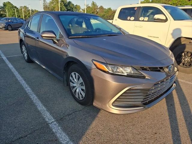 2022 Toyota Camry LE Hybrid