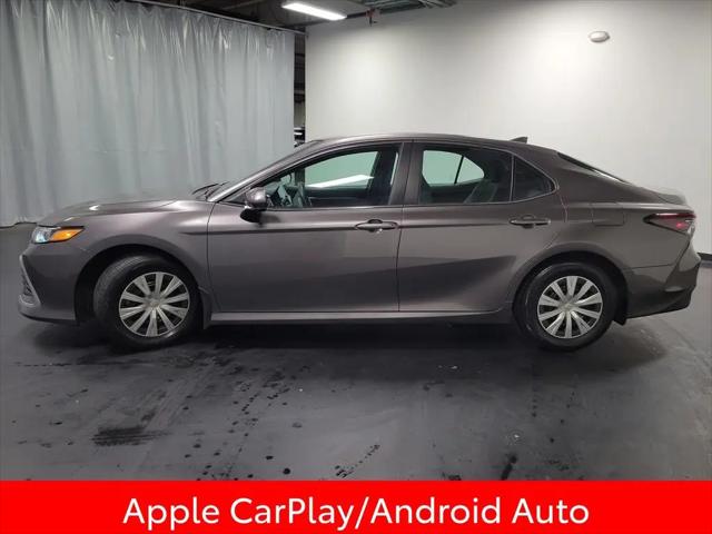 2022 Toyota Camry LE Hybrid