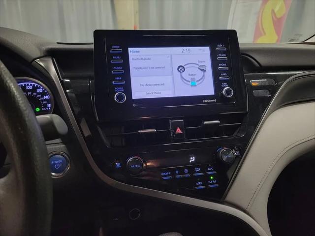 2022 Toyota Camry LE Hybrid