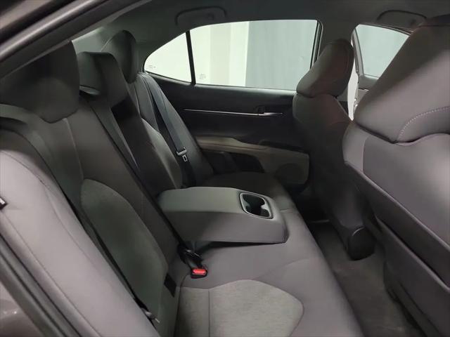 2022 Toyota Camry LE Hybrid