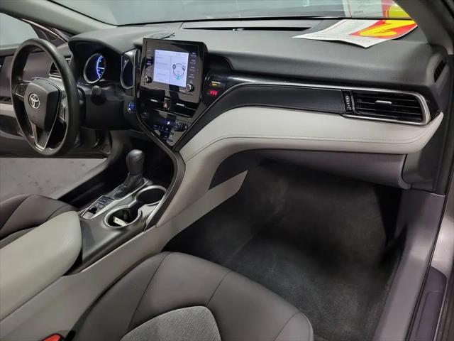 2022 Toyota Camry LE Hybrid