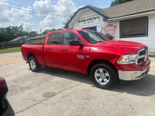 2019 Ram 1500 Classic SLT Crew Cab 4x2 6'4" Box