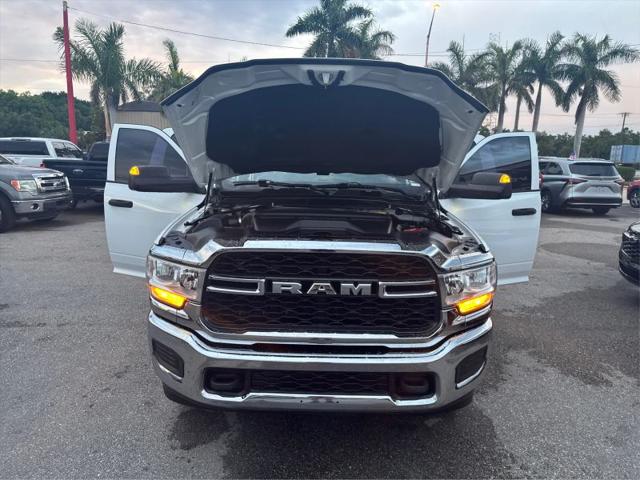 2022 Ram 2500 Tradesman Crew Cab 4x4 6'4" Box